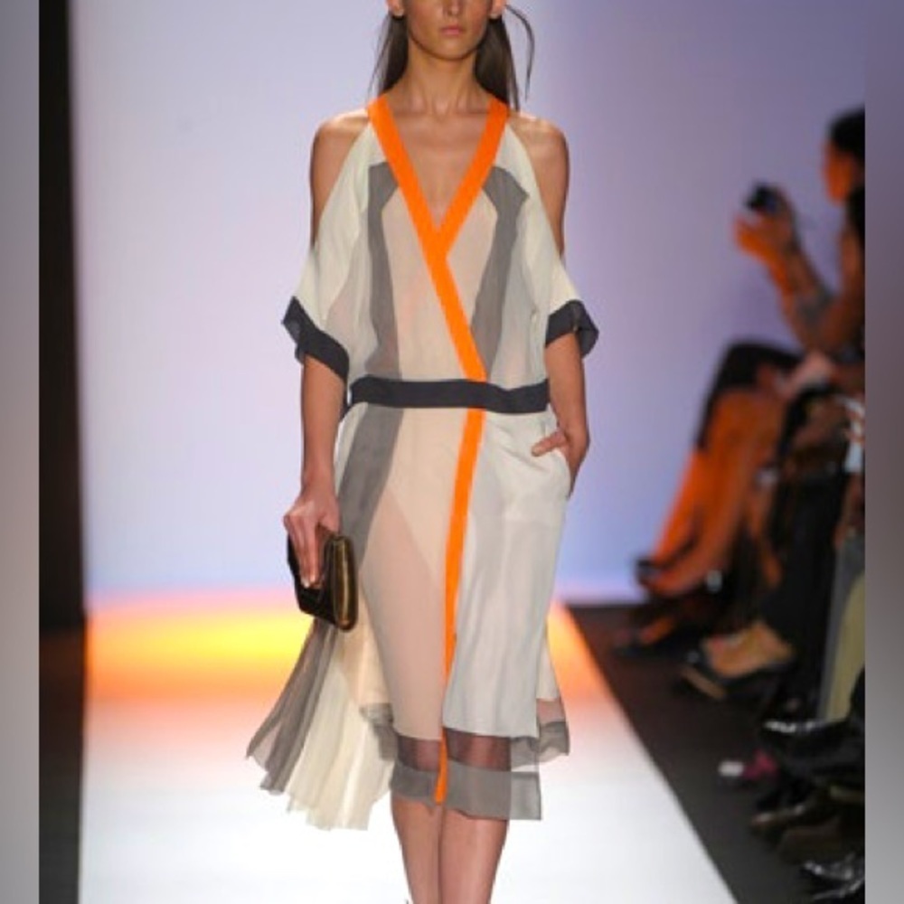 Authentic BCBG MaxAzria Mid Length Dress Off the RunWay Ready to Wear Size Small